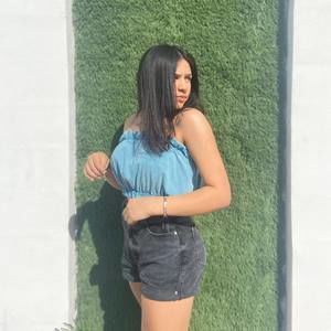 Meet your Posher, Samira